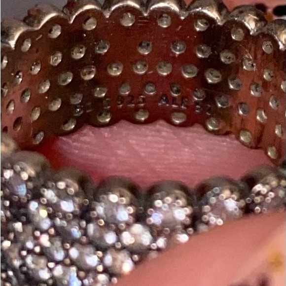 Pandora Sparkling Pave Band Ring Authentic Size 6 Stamped Ale 52 - Picture 4 of 4